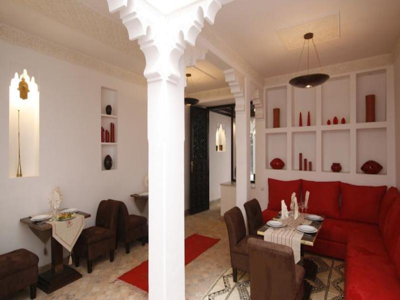 Guest house Amin 4*