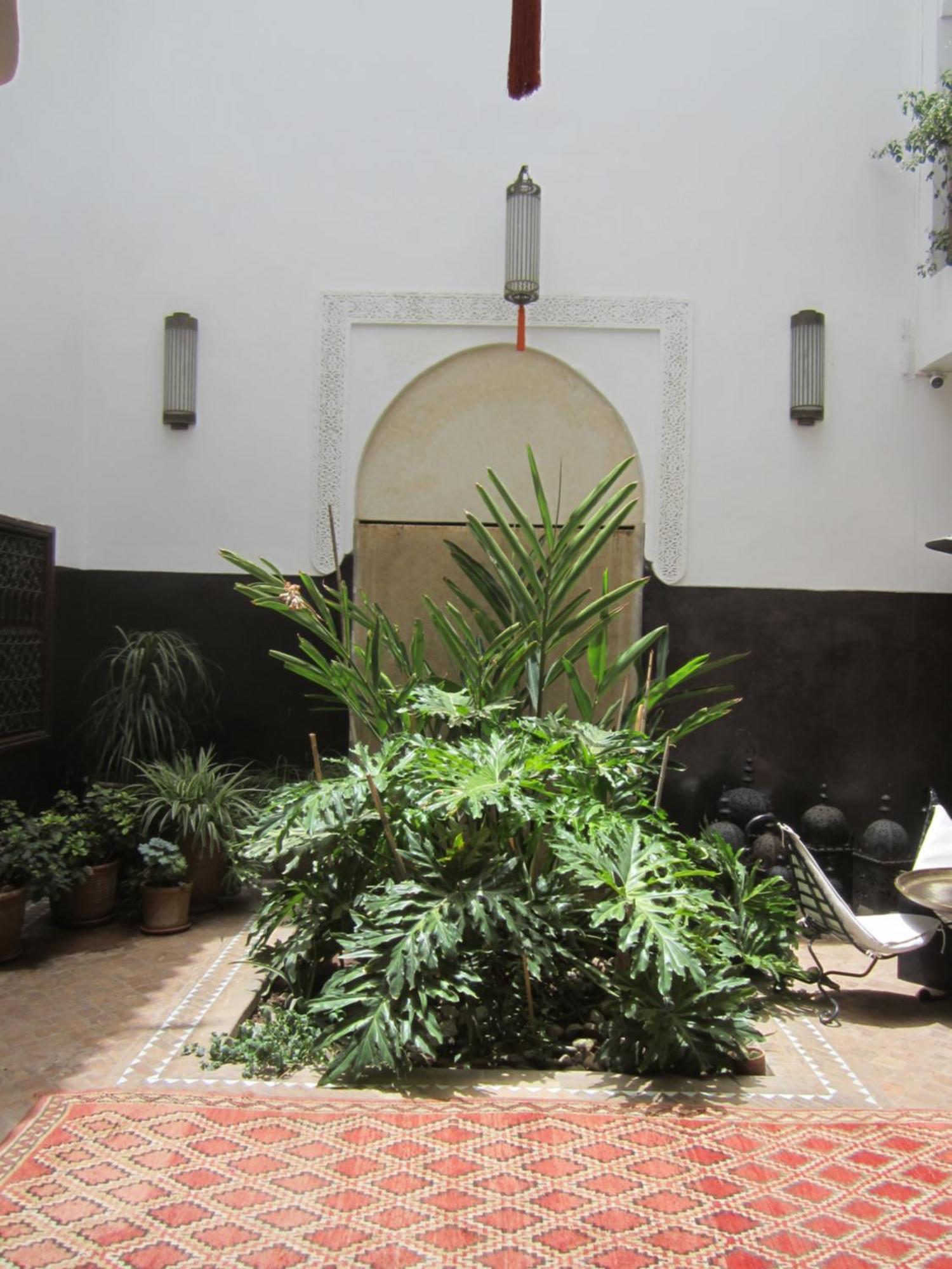 Amin Guest house 4*