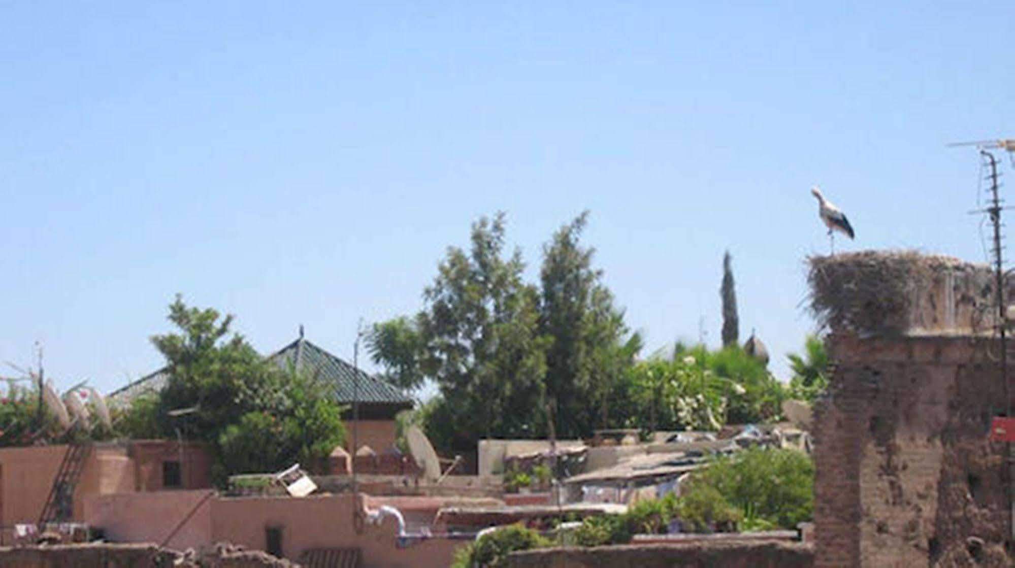 Amin Guest house 4*